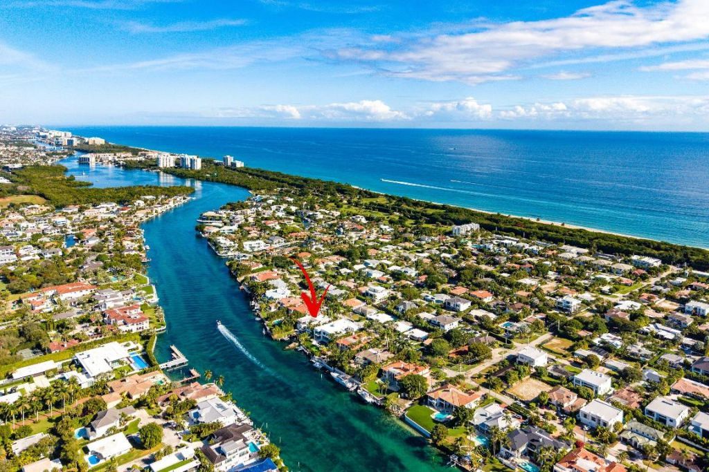 485 NE Spanish Trail, Boca Raton, FL 33432 Photo