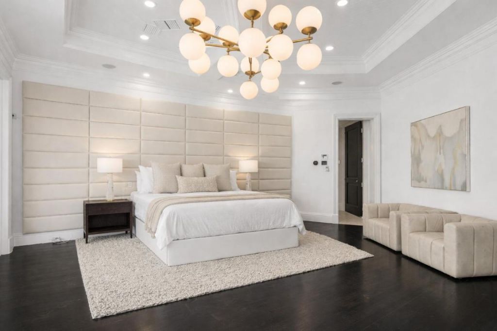 485 NE Spanish Trail, Boca Raton, FL 33432 Photo