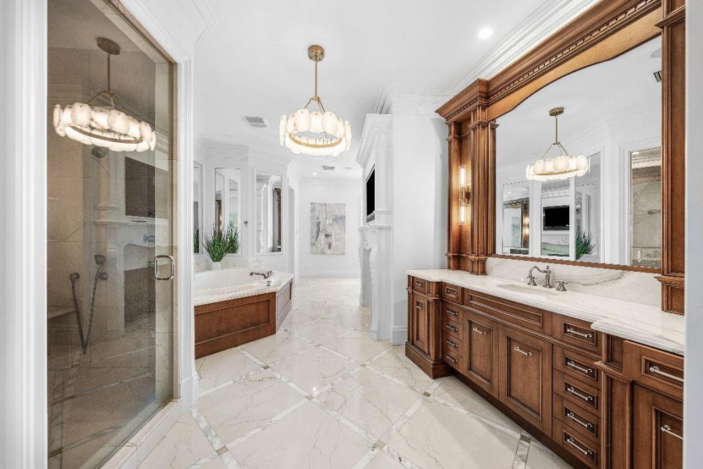 485 NE Spanish Trail, Boca Raton, FL 33432 Photo