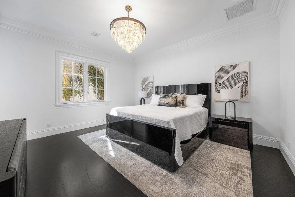 485 NE Spanish Trail, Boca Raton, FL 33432 Photo