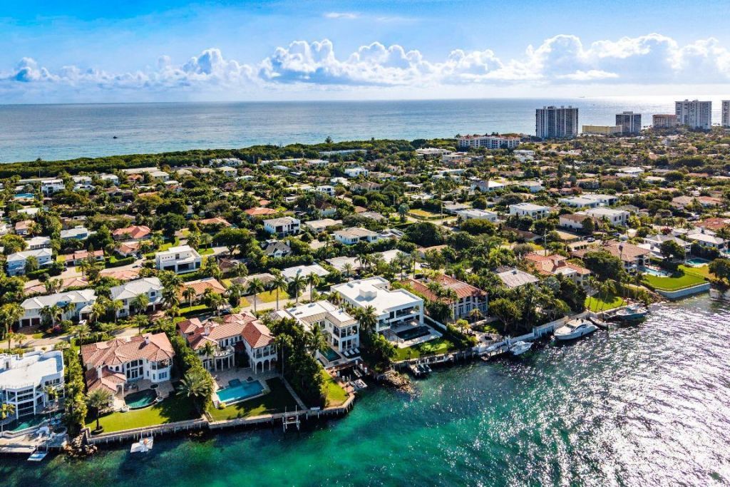 485 NE Spanish Trail, Boca Raton, FL 33432 Photo