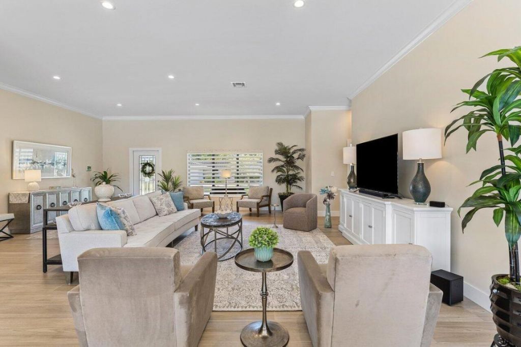 1008 SE 10th Court, Deerfield Beach, FL 33441 Photo