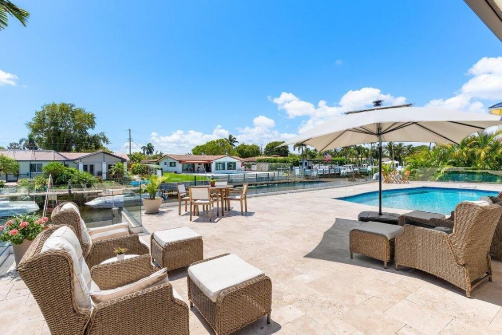 1008 SE 10th Court, Deerfield Beach, FL 33441 Photo