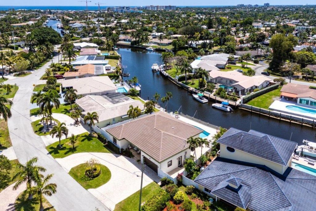 1008 SE 10th Court, Deerfield Beach, FL 33441 Photo