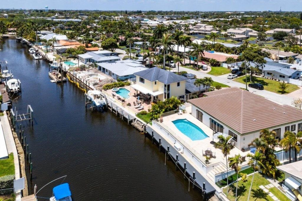 1008 SE 10th Court, Deerfield Beach, FL 33441 Photo