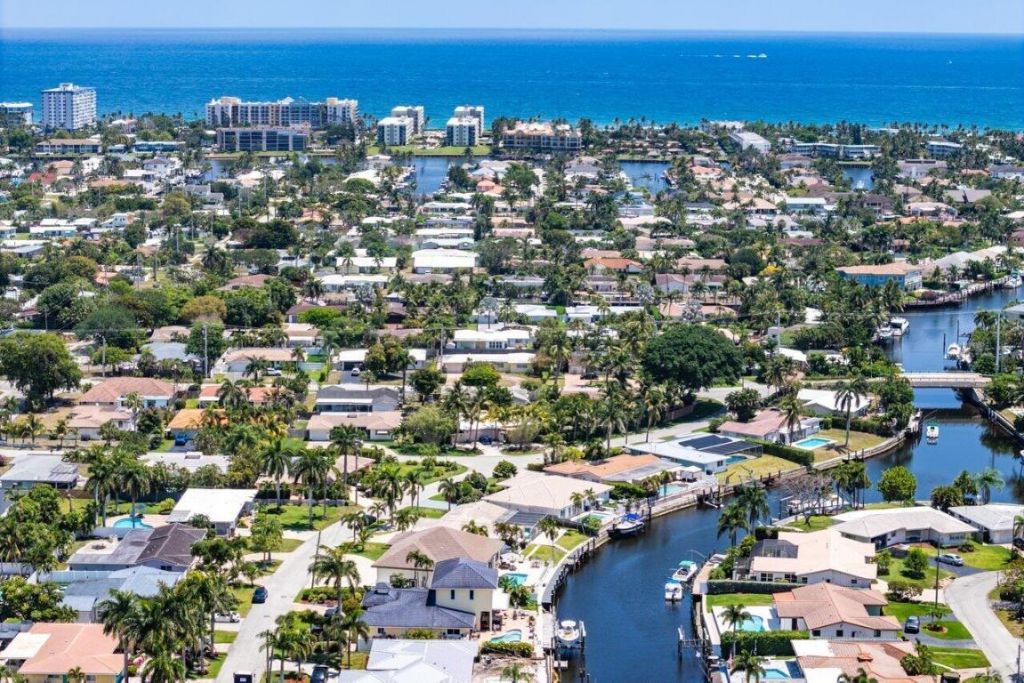 1008 SE 10th Court, Deerfield Beach, FL 33441 Photo