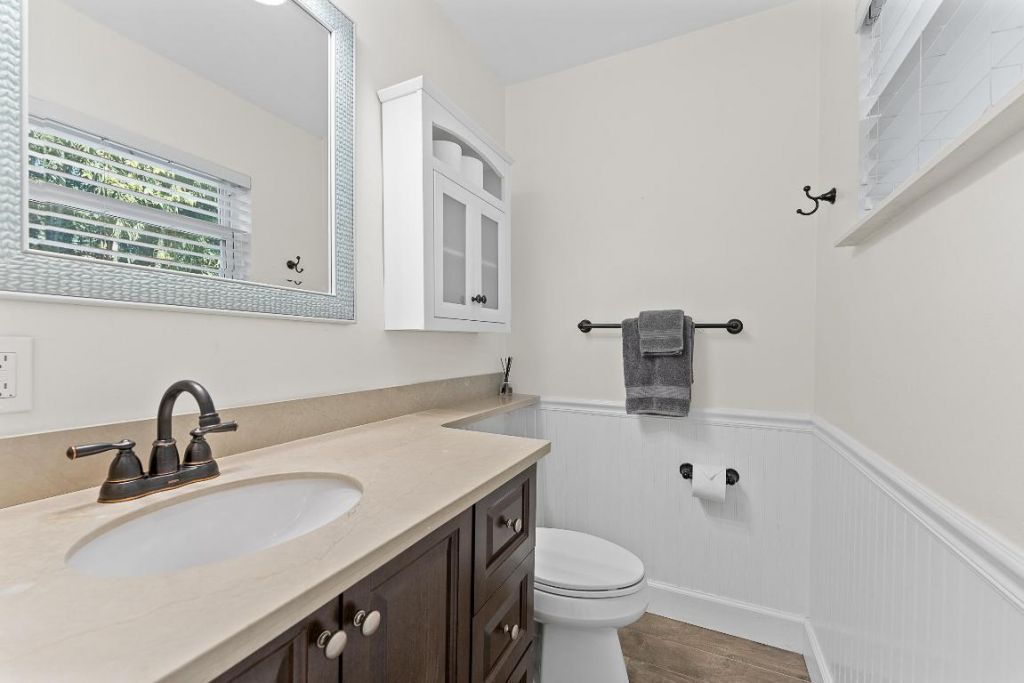 429 Inlet Road, North Palm Beach, FL 33408 Photo