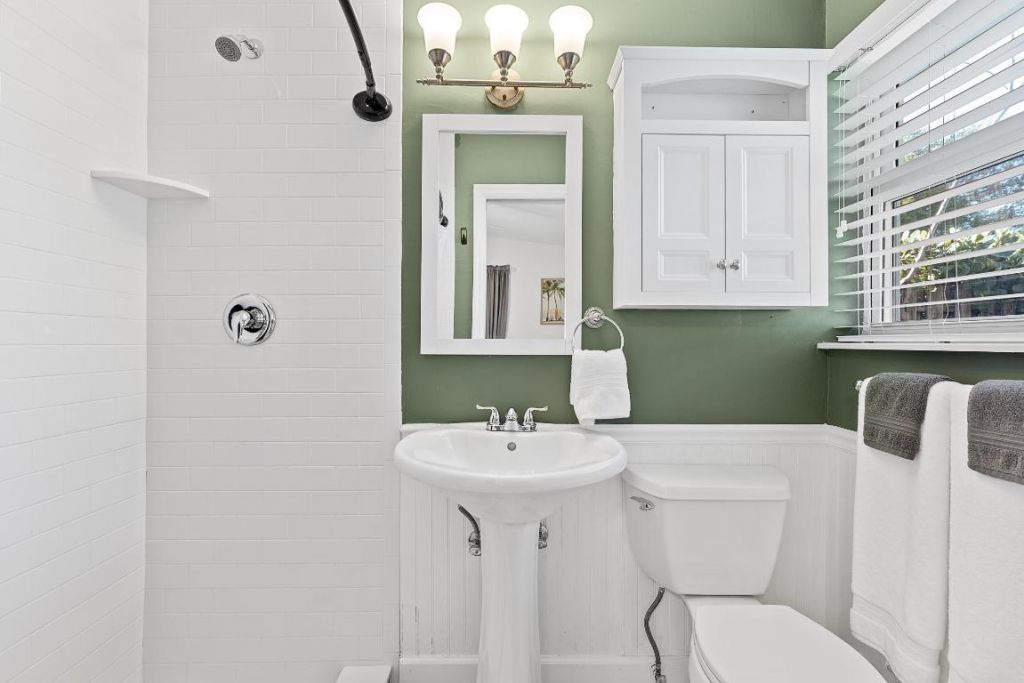 429 Inlet Road, North Palm Beach, FL 33408 Photo