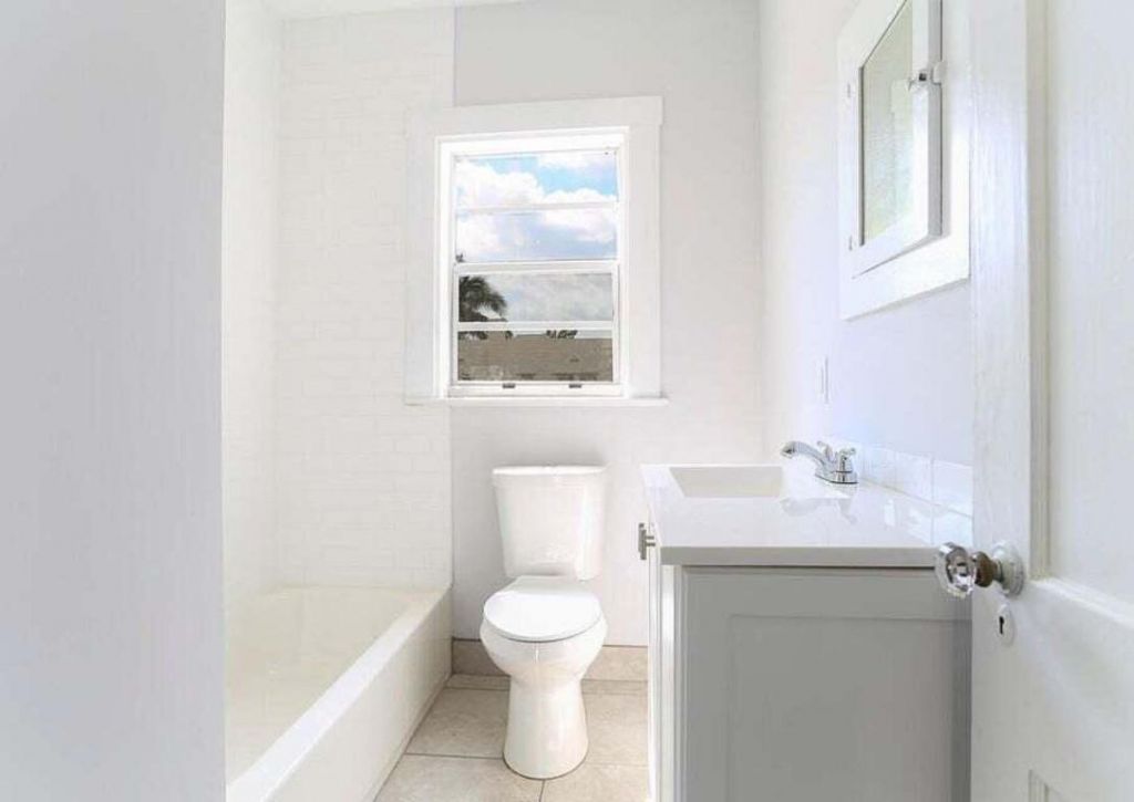 4009 Garden Avenue, Unit A, West Palm Beach, FL 33405 Photo