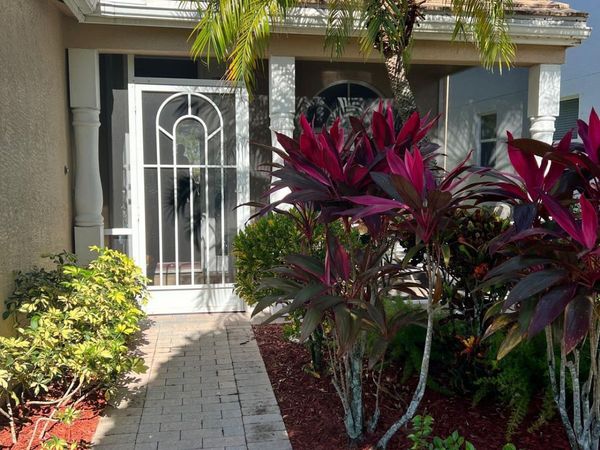 217 Berenger Walk, Royal Palm Beach, FL 33414