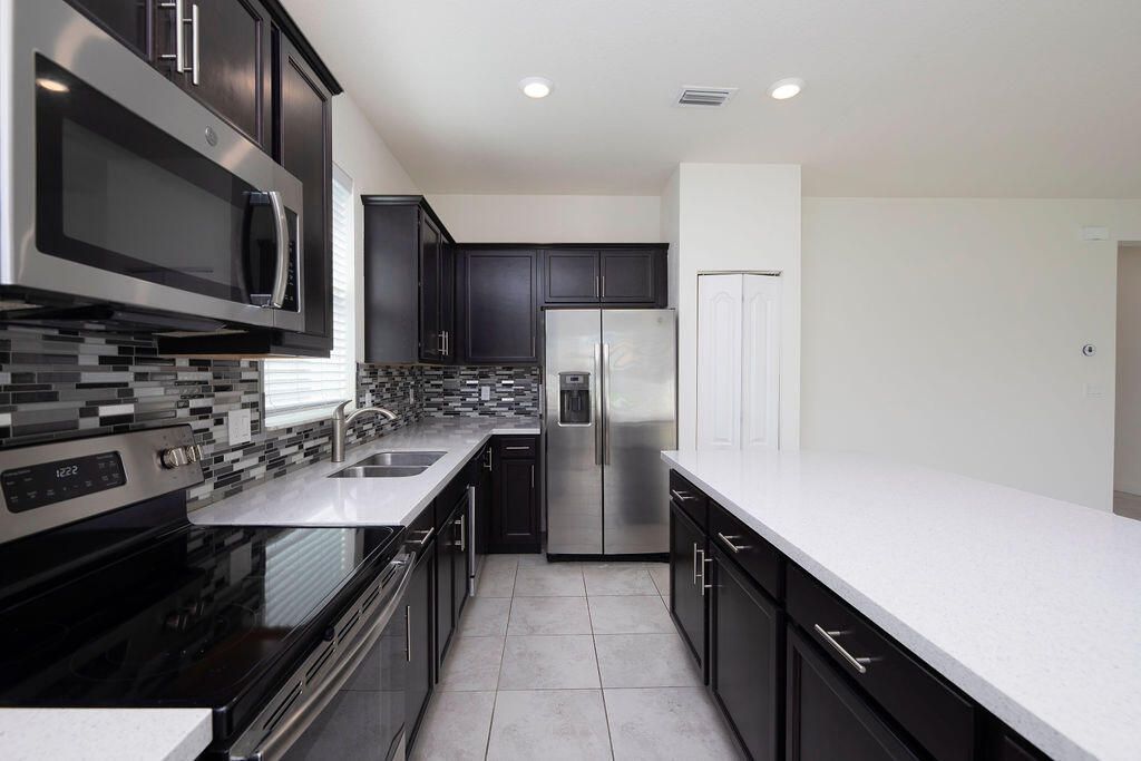 7847 NW Greenbank Circle, Port Saint Lucie, FL 34987 Photo