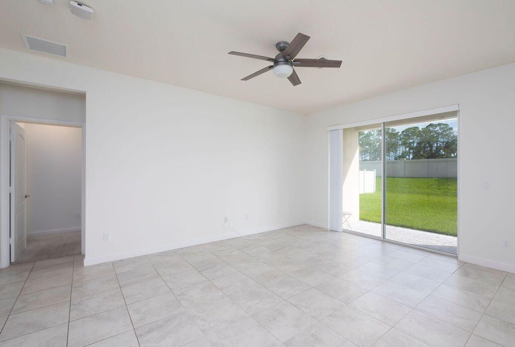 7847 NW Greenbank Circle, Port Saint Lucie, FL 34987 Photo