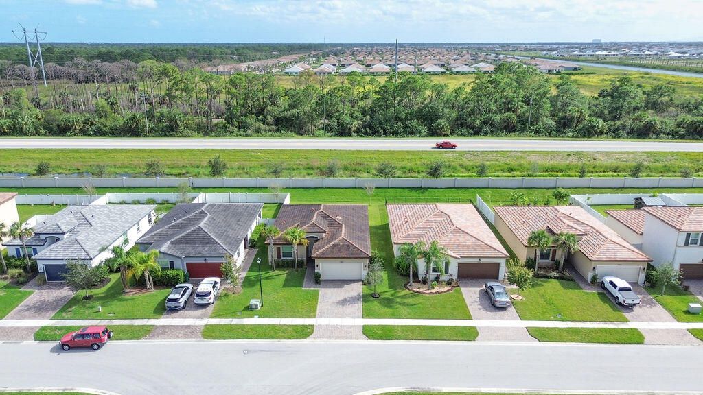 7847 NW Greenbank Circle, Port Saint Lucie, FL 34987 Photo