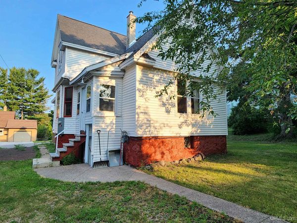 1115 Summit Street, Hancock, MI 49930
