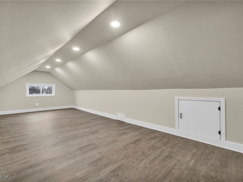 8012 Spring Garden Road, Parma, OH 44129 Photo 14