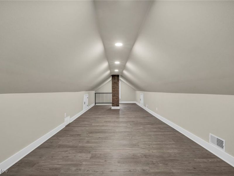 8012 Spring Garden Road, Parma, OH 44129 Photo 15