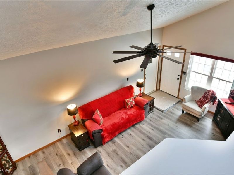 3394 Ivy Hill Circle, Unit E, Cortland, OH 44410 Photo 11