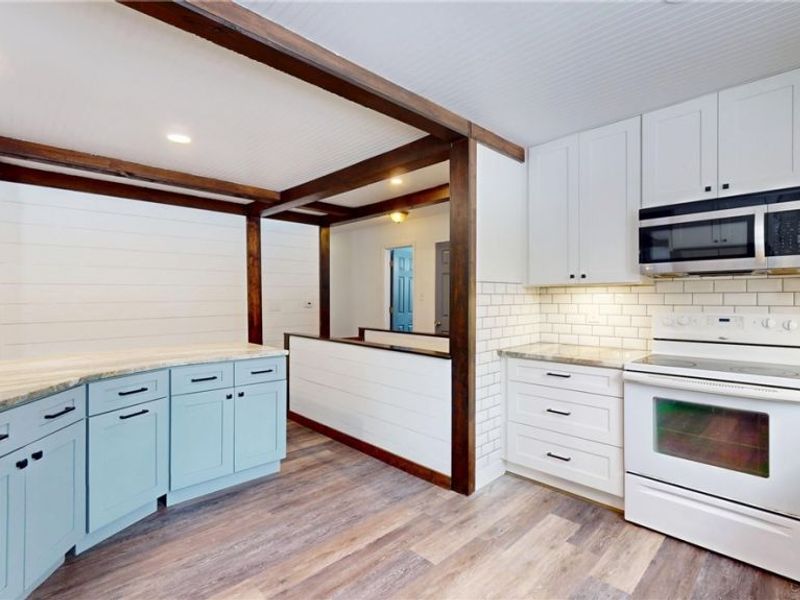 14137 Fairgate Boulevard, Newbury, OH 44065 Photo 9