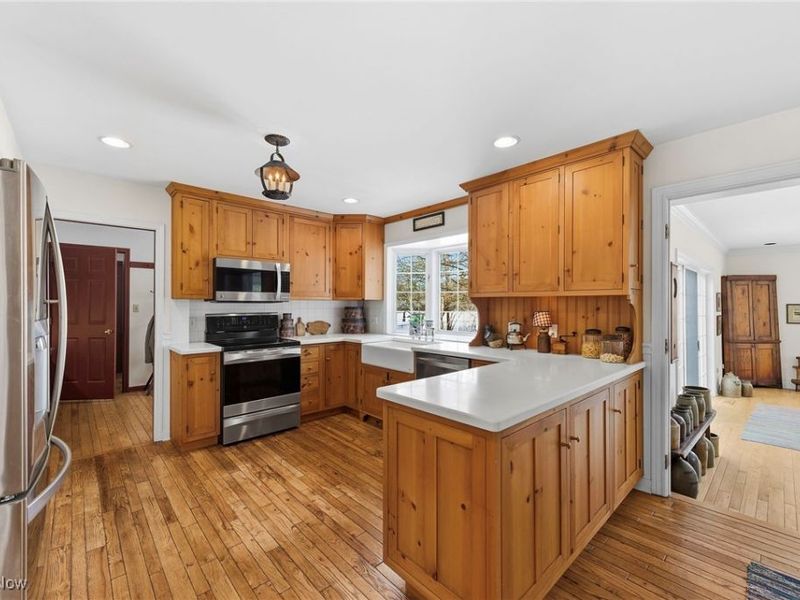 213 E Streetsboro Street, Hudson, OH 44236 Photo 3