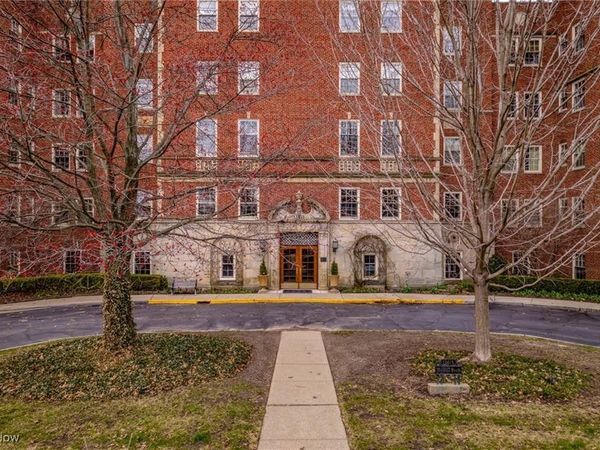 13415 Shaker Boulevard, Unit 12K3, Cleveland, OH 44120