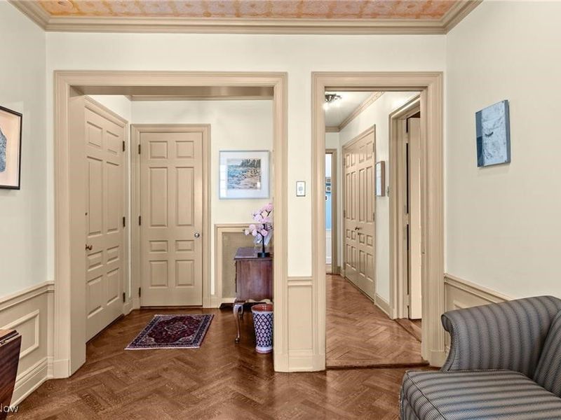 13415 Shaker Boulevard, Unit 12K3, Cleveland, OH 44120 Photo 10