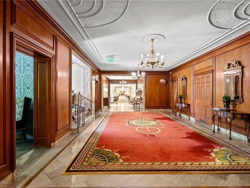 13415 Shaker Boulevard, Unit 12K3, Cleveland, OH 44120 Photo 3