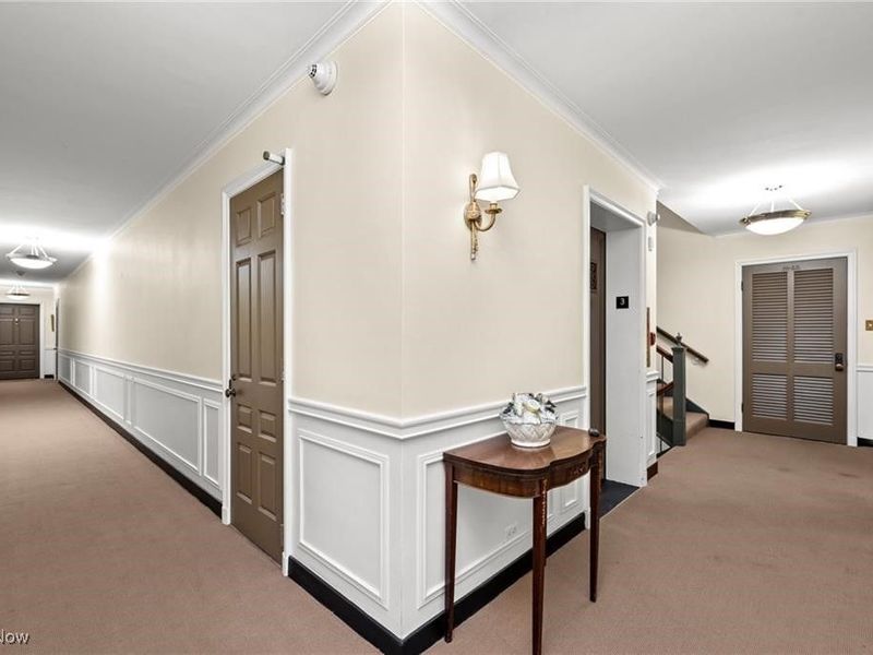 13415 Shaker Boulevard, Unit 12K3, Cleveland, OH 44120 Photo 6