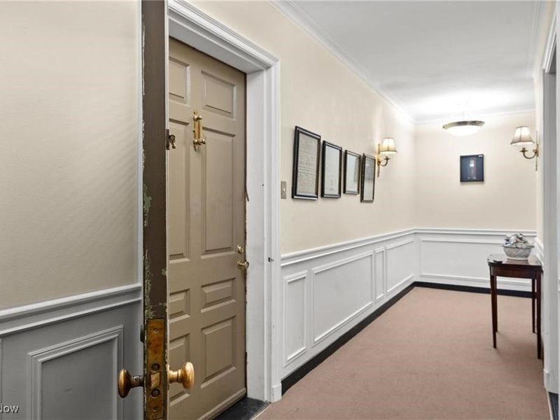 13415 Shaker Boulevard, Unit 12K3, Cleveland, OH 44120 Photo 8