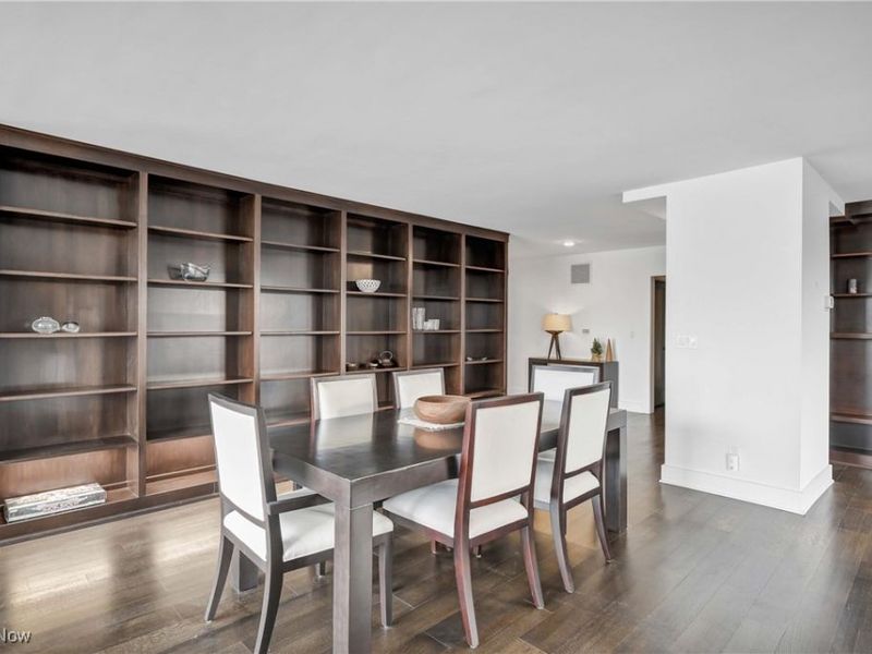 2 Bratenahl Place, Unit 5E, Bratenahl, OH 44108 Photo 10