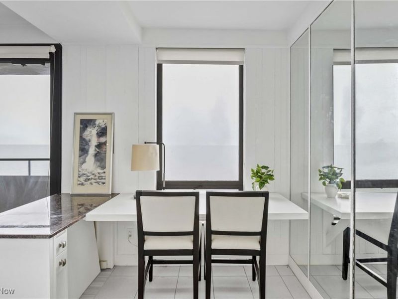 2 Bratenahl Place, Unit 5E, Bratenahl, OH 44108 Photo 19