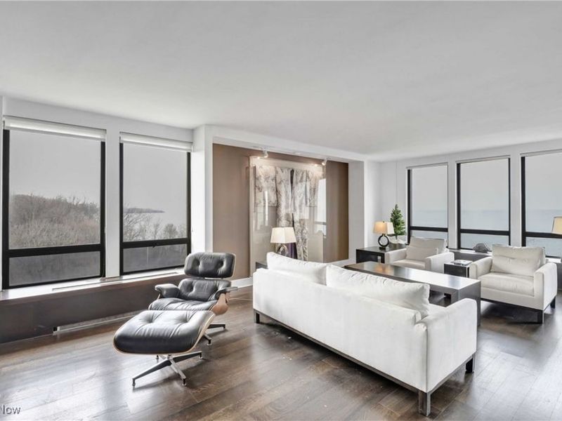 2 Bratenahl Place, Unit 5E, Bratenahl, OH 44108 Photo 5