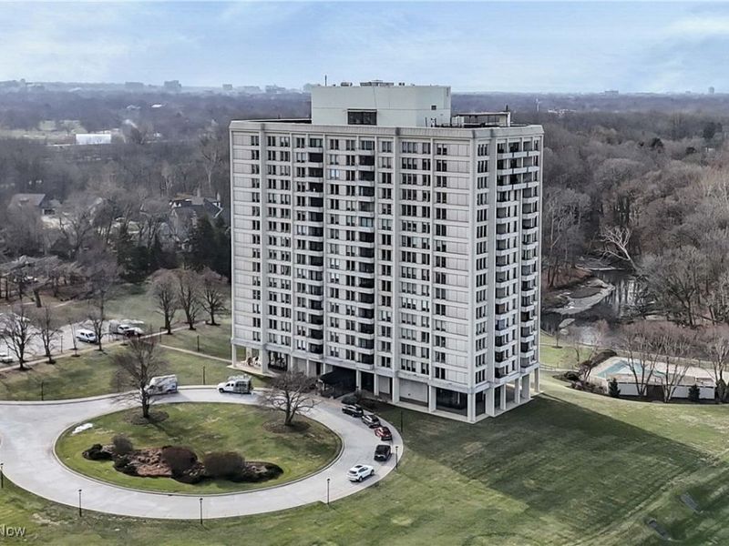 2 Bratenahl Place, Unit 5E, Bratenahl, OH 44108 Photo 50