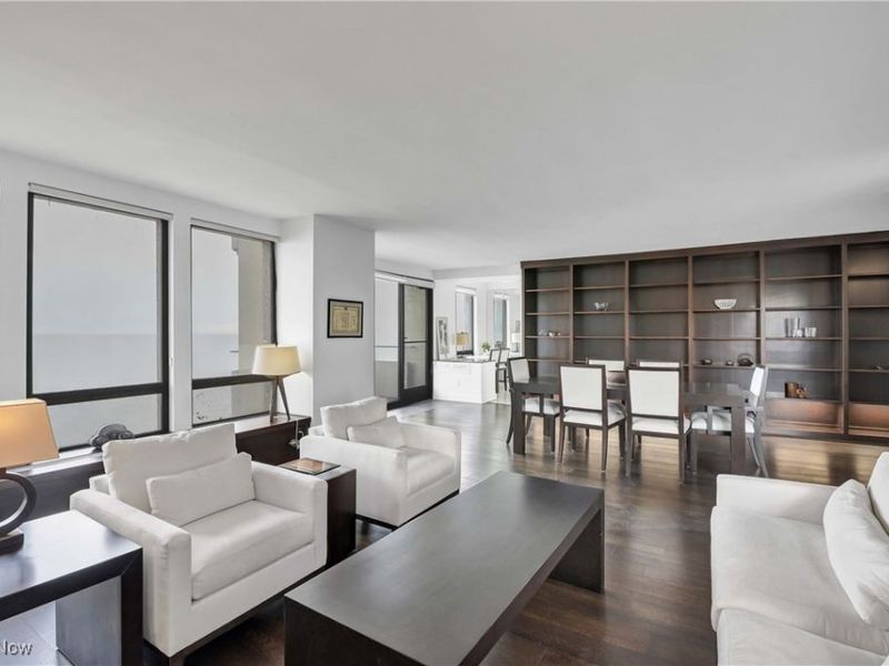 2 Bratenahl Place, Unit 5E, Bratenahl, OH 44108 Photo 7