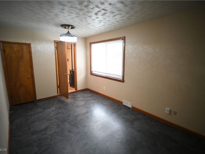 206 Olivet Avenue, Akron, OH 44319 Photo 9