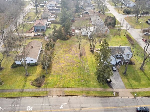 2440 Sand Run Parkway, Fairlawn, OH 44333