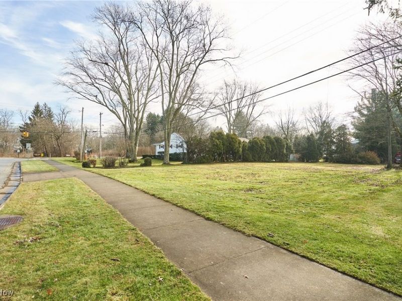 2440 Sand Run Parkway, Fairlawn, OH 44333 Photo 3