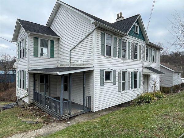 135 Spring St, Apt 2, Coal Center, PA 15423