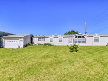 325 1 Street SW, Ulen, MN 56585