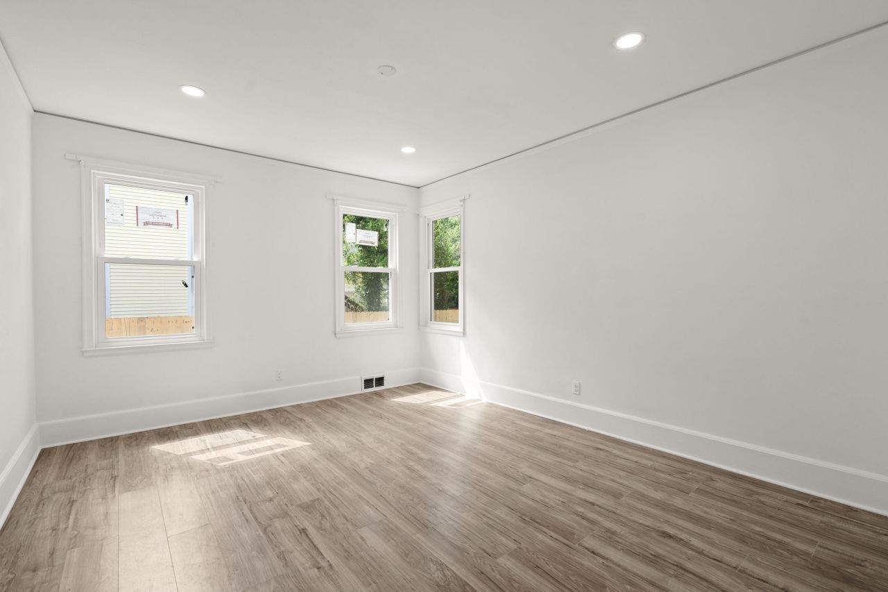 1775 Broughton Street Street Photo 18