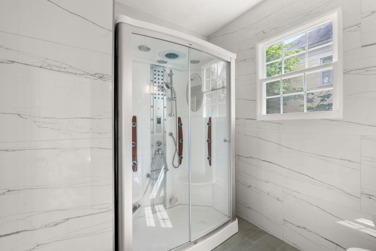 1775 Broughton Street Street Photo 21