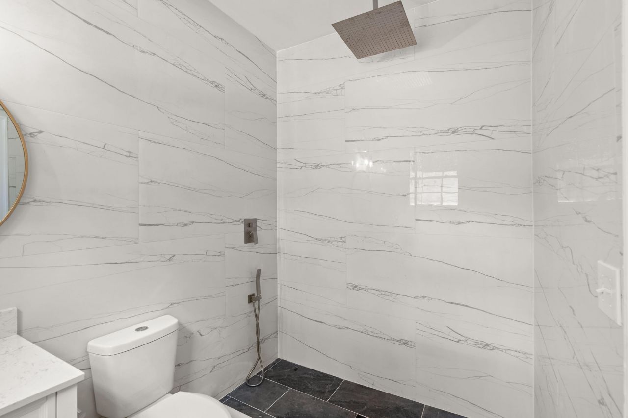 1775 Broughton Street Street Photo 25