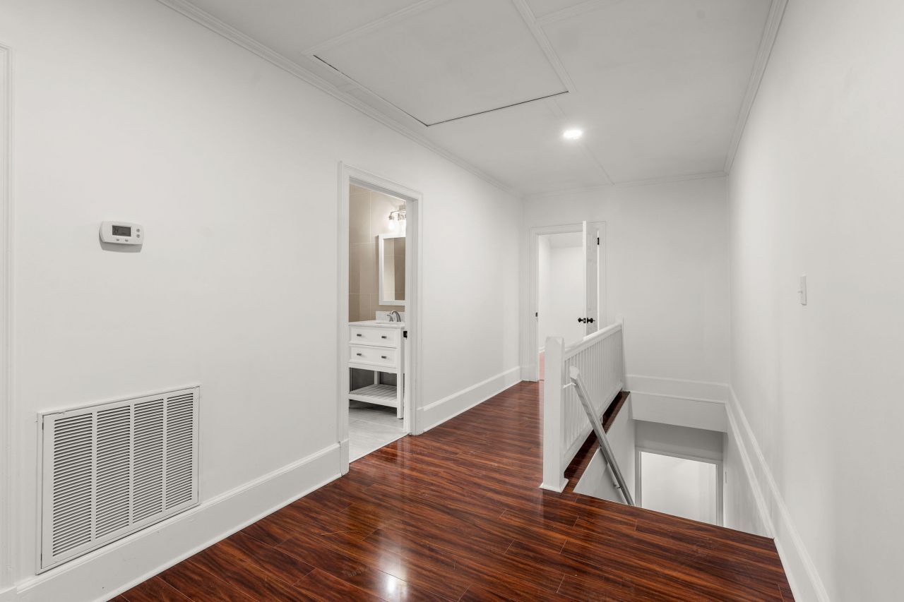 1775 Broughton Street Street Photo 28