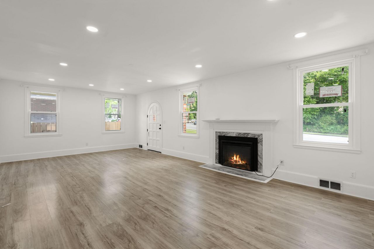 1775 Broughton Street Street Photo 6