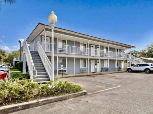 1664 Beach Boulevard, Biloxi, MS 39531