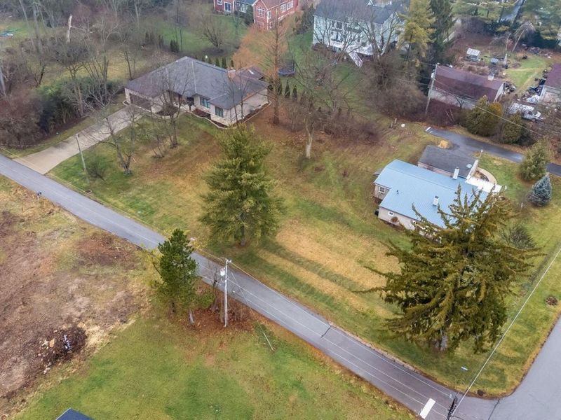 9501 Shawnee Trail, Powell, OH 43065 Photo 4