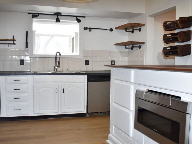 402 Citadel Street, Columbus, OH 43230 Photo 8