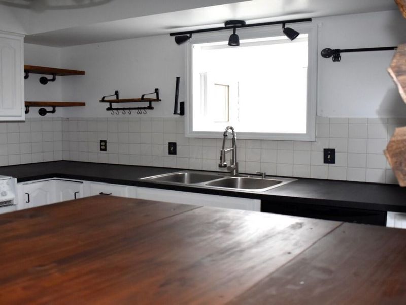 402 Citadel Street, Columbus, OH 43230 Photo 9