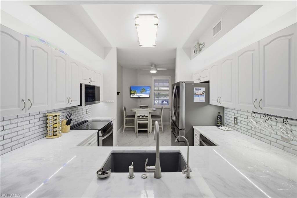 14320 Bristol Bay Pl, Unit 205, Fort Myers, FL 33912 Photo
