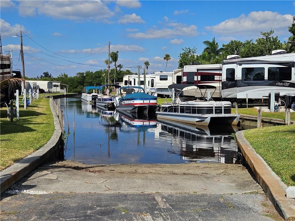 5558 Palm Beach Blvd, Unit 82, Fort Myers, FL 33905 Photo