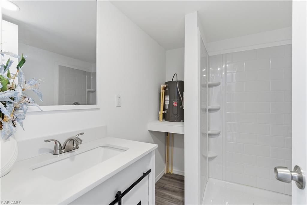 5558 Palm Beach Blvd, Unit 82, Fort Myers, FL 33905 Photo